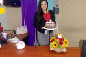 FESTEJO DE CUMPLEAÑOS LA SRTA. MELANIE VASQUEZ (FUNCIONARIA DEL RPYMLT)